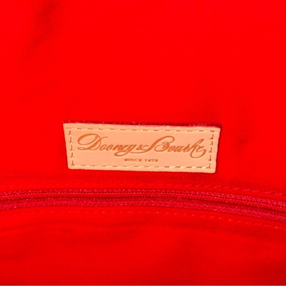 Dooney & Bourke White Patent Leather North/South Lee Tote Bag NWT! FLAW. - Picture 11 of 14